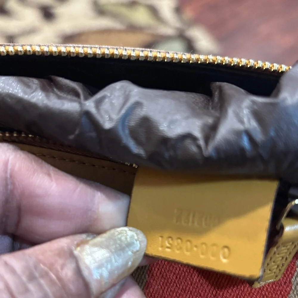 Gucci Beige and Red Stripe Satchel with Yellow Accents - Picture 7 of 14